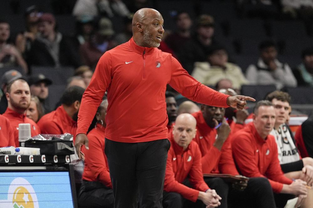 晰地反映出 晰地反映出