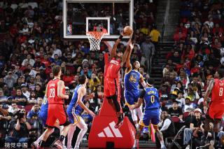 东契奇的背 东契奇的背